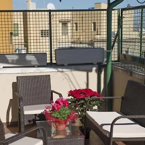 Delightful Penthouse View St Peter Апартаменты